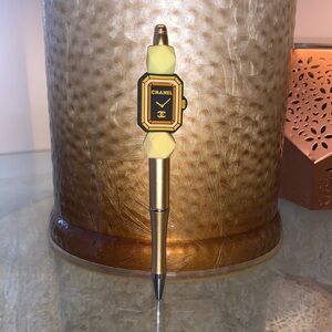 Fashion Gold and Yellow Pen